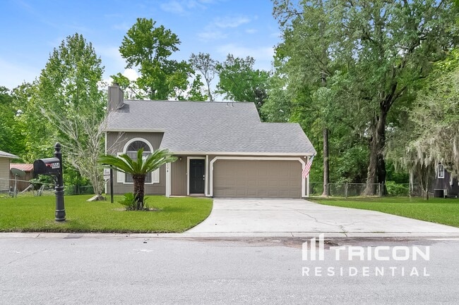 9004 Derrickson Dr in Jacksonville, FL - Building Photo - Building Photo