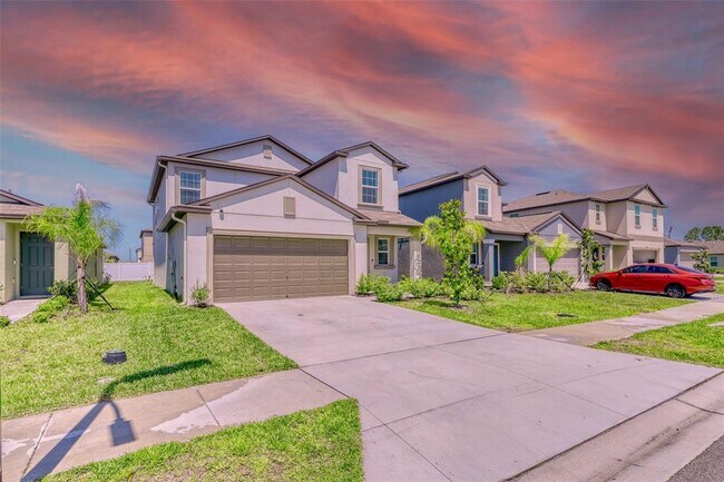 111 Rain Lily Ave in Spring Hill, FL - Building Photo - Building Photo