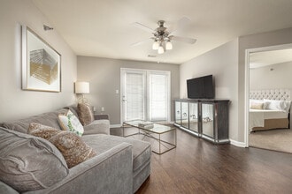 73TwentyFive in North Little Rock, AR - Building Photo - Building Photo