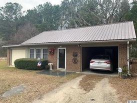106 W 6th Ave in Chadbourn, NC - Building Photo