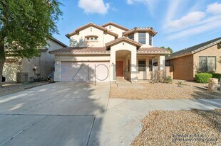 6841 S 26th Pl in Phoenix, AZ - Building Photo