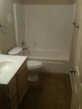 633 S Happy Hollow Rd in Fayetteville, AR - Building Photo - Building Photo