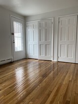 548 Bramhall Ave, Unit Apt 1 in Jersey City, NJ - Foto de edificio - Building Photo