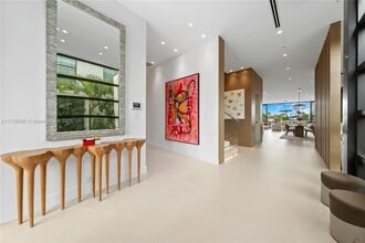 315 N Shore Dr in Miami Beach, FL - Building Photo - Building Photo