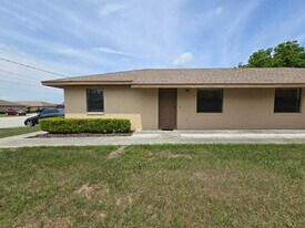 3940 Spoonbill Ct in Lakeland, FL - Building Photo