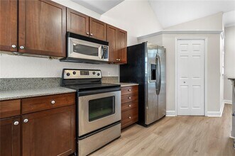 1454 FARRINGDON Cir in Lake Mary, FL - Building Photo - Building Photo