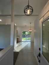 824 Fountain Cir in Redding, CA - Building Photo - Building Photo