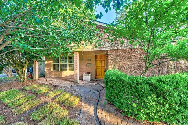 property at 3023 Conway St