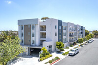 North Coast Terrace in Oceanside, CA - Building Photo - Building Photo