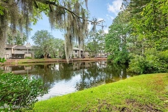 3801 Crown Point Rd in Jacksonville, FL - Building Photo - Building Photo