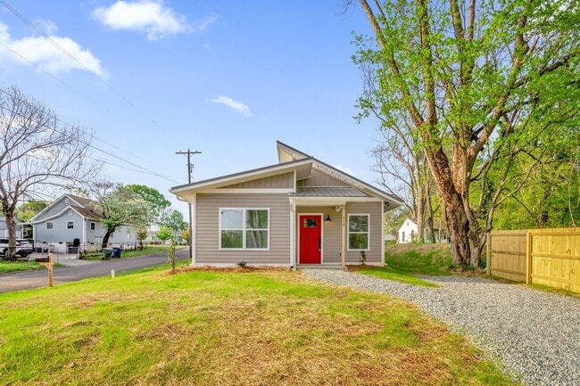 property at 606 North St