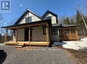 1011 Kingsridge Ct in Lake Of Bays, ON - Building Photo