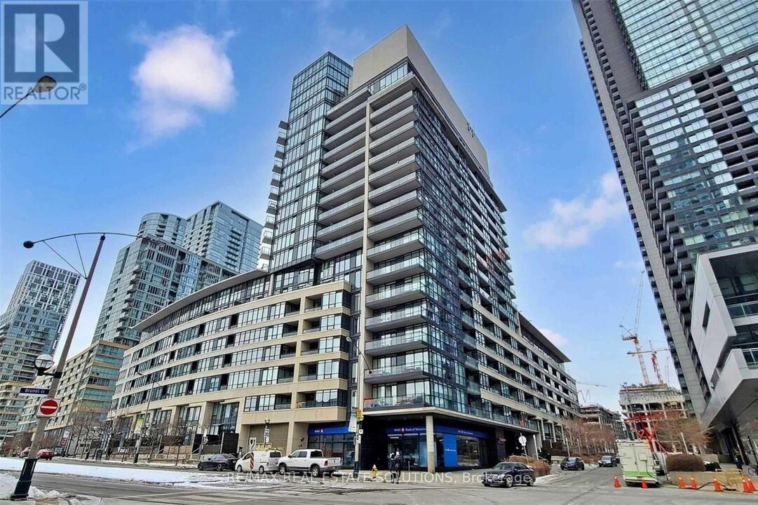 8-538 Telegram Mews in Toronto, ON - Building Photo