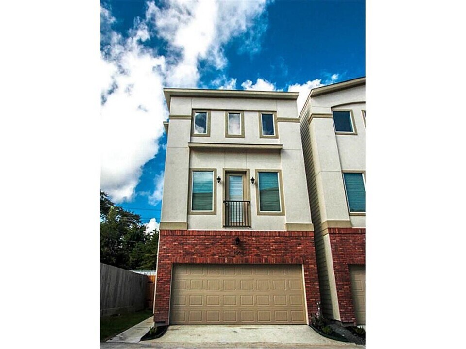 1203 Cedarpost Tree Springs Pl in Houston, TX - Building Photo