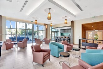 41 SE 5th St in Miami, FL - Foto de edificio - Building Photo