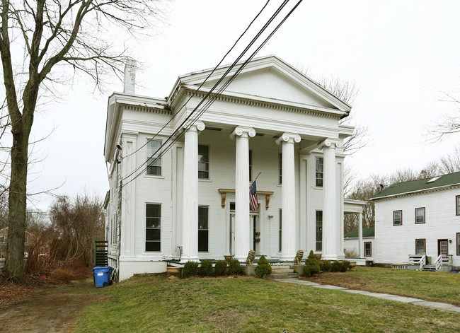 171 Broadway in Norwich, CT - Building Photo - Building Photo