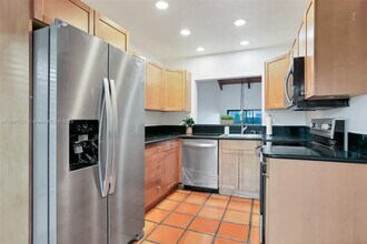 2096 SW 81st Way in Davie, FL - Building Photo - Building Photo