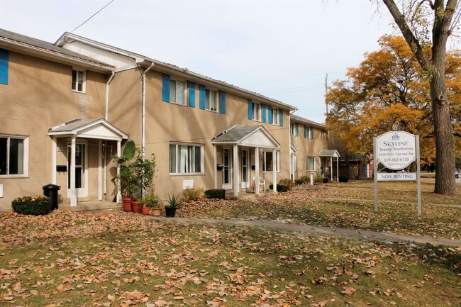 Seaway Townhomes in Windsor, ON - Building Photo - Building Photo
