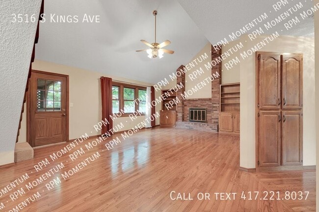 3516 S Kings Ave in Springfield, MO - Building Photo - Building Photo