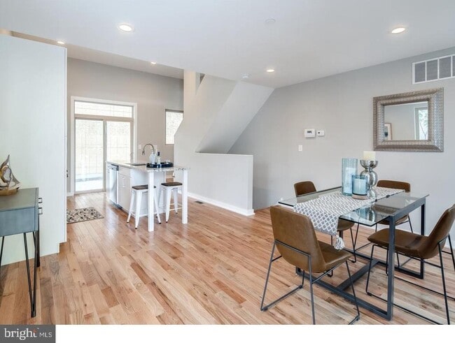 property at 1844 E Cumberland St