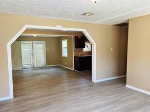 5943 Southville St in Houston, TX - Building Photo - Building Photo