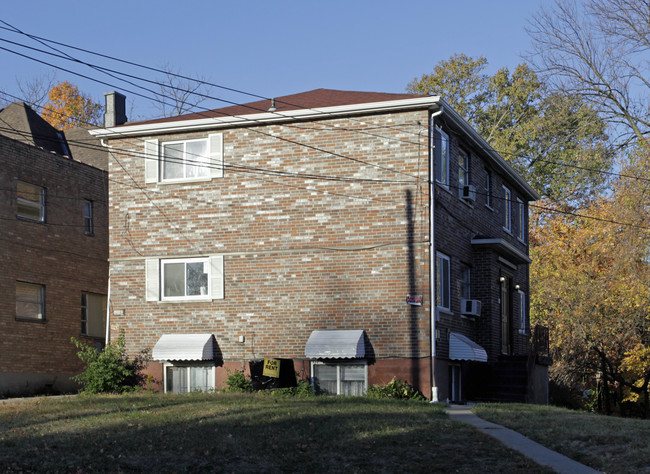 6429 Kennedy Ave in Cincinnati, OH - Foto de edificio - Building Photo