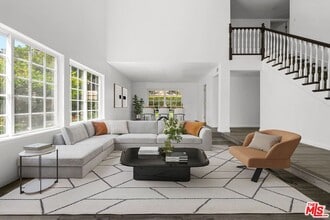 18657 Kirkcolm Ln in Los Angeles, CA - Building Photo - Building Photo