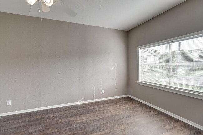 property at 10921 Shady Ln