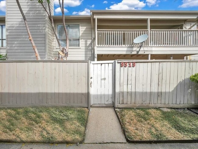 property at 9519 Pagewood Ln