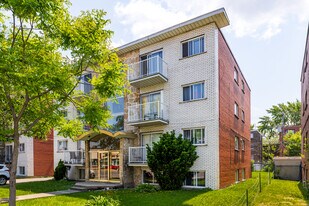 6400 Léger Boul in Montréal, QC - Building Photo
