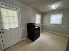 1508 Hanner St in Greensboro, NC - Building Photo - Building Photo