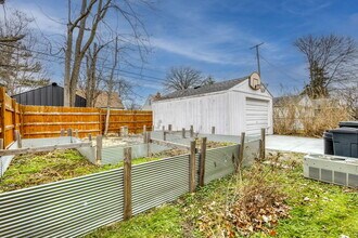 23005 California St in St. Clair Shores, MI - Building Photo - Building Photo