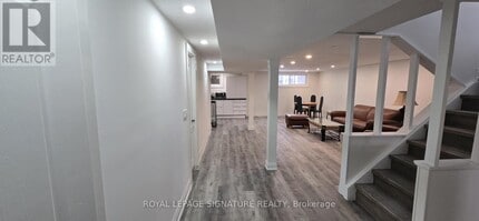 383 Fernleigh Cir N in Richmond Hill, ON - Building Photo - Building Photo