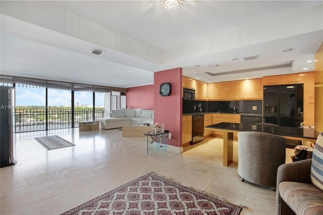 property at 3 Grove Isle Dr