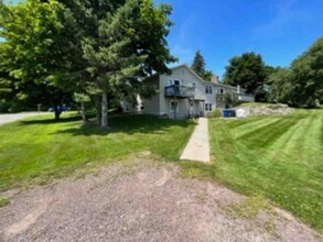 340 Spear St in South Burlington, VT - Building Photo - Building Photo