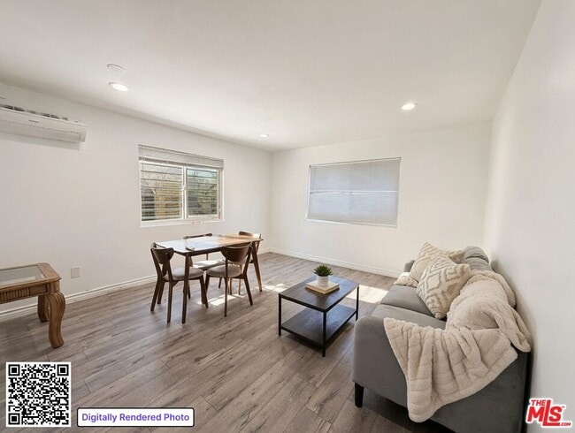 1100 Exposition Blvd in Los Angeles, CA - Building Photo - Building Photo