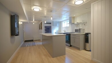 94 Glenhaven St in Toronto, ON - Building Photo - Building Photo