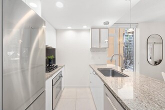 1133 Homer St in Vancouver, BC - Building Photo - Building Photo