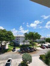 3640 Whitehall Dr in West Palm Beach, FL - Building Photo - Building Photo