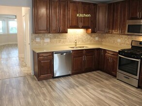 2336 N Maplewood Ave in Chicago, IL - Building Photo - Building Photo
