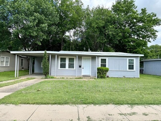 property at 5713 6th Ave