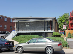 Campus Apartments in Denver, CO - Foto de edificio - Building Photo