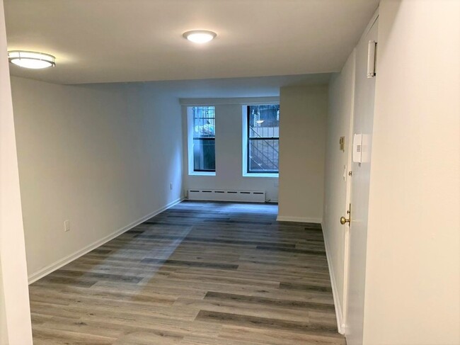 property at 203 W 84th St