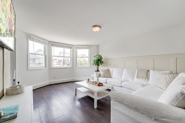 37 Andrew St in Bayonne, NJ - Building Photo - Building Photo