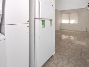 2361 NE 10th St in Pompano Beach, FL - Building Photo - Building Photo