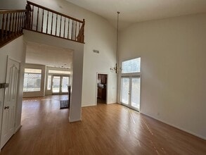 549 Timberwood Ave in Thousand Oaks, CA - Building Photo - Building Photo