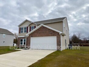 2809 W Kings Cyn Dr in Muncie, IN - Building Photo - Building Photo