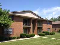 Trotwood Villa Apartments in Trotwood, OH - Foto de edificio - Building Photo