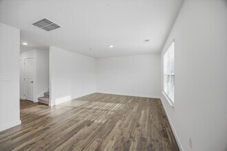 7740 Belhaven Ln in Knoxville, TN - Building Photo - Building Photo