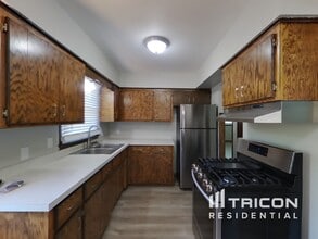 847 Vernon Ave NW in Elk River, MN - Building Photo - Building Photo
